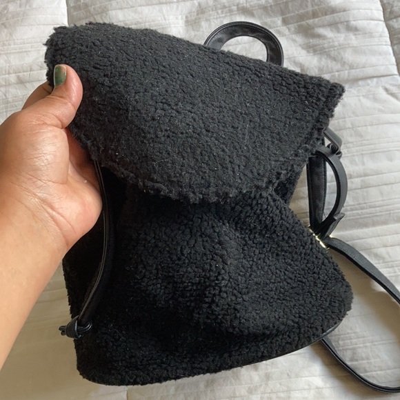 3 colors- Teddy backpack with flat bottom in light cream and black and pink - Picture 11 of 15